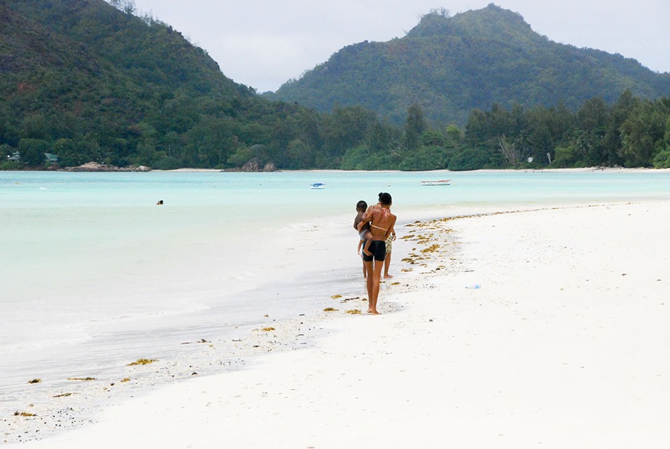 ringkamp-fotodesign-seychellen-strand